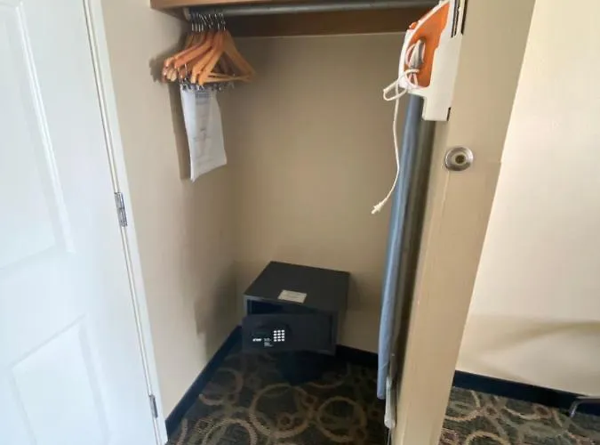 Baymont By Wyndham Casper East 2* Evansville