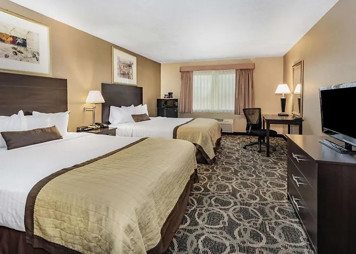 Hotel Baymont By Wyndham Casper East Evansville