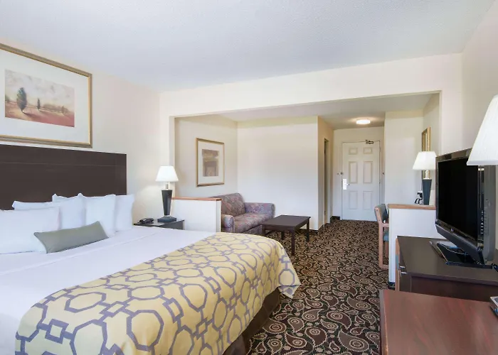 Baymont By Wyndham Casper East 2*