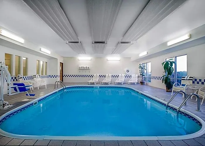 Baymont By Wyndham Casper East Hotel 2*