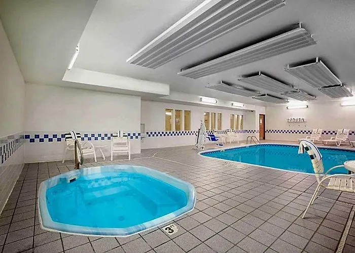 Baymont By Wyndham Casper East 2*